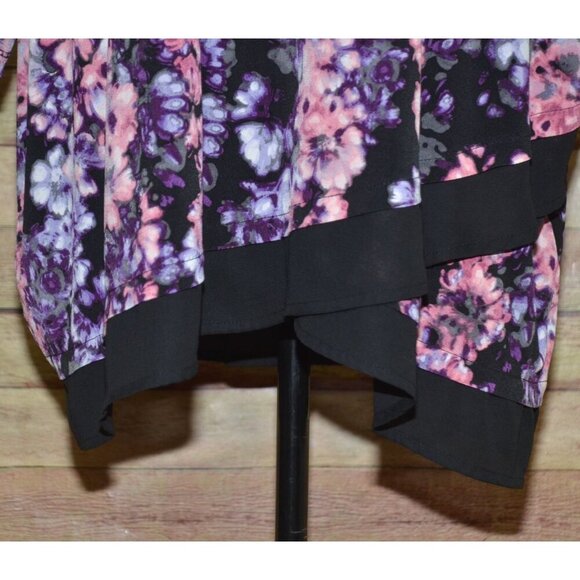 Catherines Watercolor Floral Blouse Size 3X 26W V-Neck 3/4 Sleeve Stretch Office - Picture 4 of 9